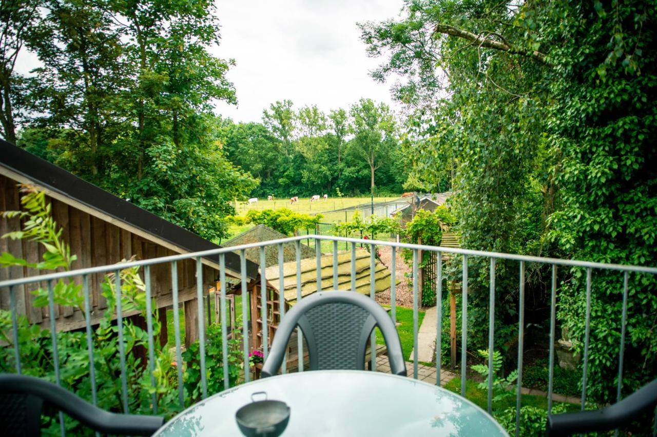 Poezelhoekvallei Appartement โซนเนอเบเคอ ภายนอก รูปภาพ
